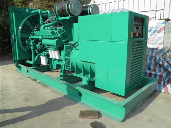 建阳出租发电机 发电机组厂家：柴油发电机组的控制屏的作用是什么？