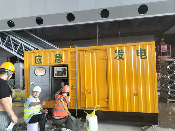 建阳怎样判断空气滤清器是否需要更换？
